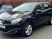 Używany Nissan Qashqai Acenta 110 KM (80 kW) 2012 Czarny SUV