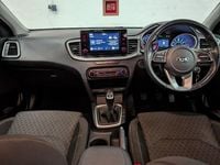 Used Kia Ceed 118 HP (86 kW) 2020 Grey Hatchback