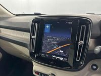 Used Volvo XC40 Inscription 190 HP (139 kW) 2020 White SUV