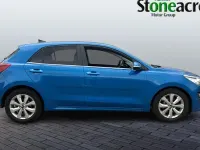 Used Kia Rio 120 HP (88 kW) 2022 Blue Hatchback