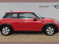 Used Mini Cooper Classic 134 HP (98 kW) 2022 Red Hatchback