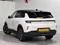 Used Vauxhall Grandland X Ultimate 136 HP (100 kW) 2025 White SUV