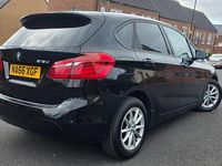 Begagnad BMW 218 2016 Svart Halvkombi