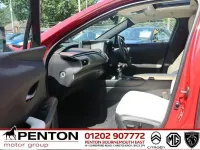 Used Lexus UX 250h 184 HP (135 kW) 2022 Red SUV