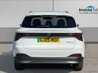 Used MG MG5 EV Trophy 169 kW (231 HP) 2025 White Estate