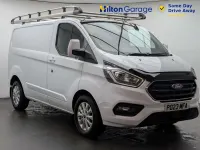 Begagnad Ford Transit Custom Limited 130 HK (95 kW) 2023 Vit Van