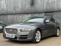Begagnad Jaguar XE Portfolio 180 HK (132 kW) 2017 Grå Sedan