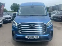 Used Maxus V90 163 HP (119 kW) 2023 Blue Van