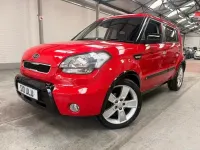 Used Kia Soul 126 HP (92 kW) 2009 Red SUV