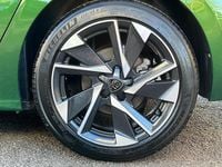 Used Peugeot 308 Allure Premium 129 HP (94 kW) 2022 Green Hatchback