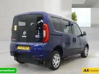 Usado Fiat Doblò 2021 Azul Monovolumen