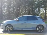 Novo Vauxhall Corsa Ultimate 100 HP (73 kW) 2025 Cinzento Citadino