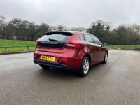 Used Volvo V40 SE 2015 Red Hatchback