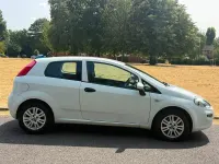 Used Fiat Punto Pop 69 HP (50 kW) 2015 White Hatchback