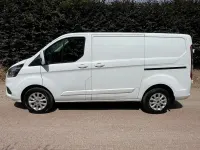 Used Ford Transit Custom Limited 130 HP (95 kW) 2021 White Van