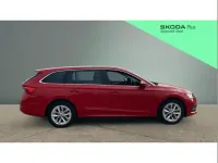 Used Skoda Octavia SE L 200 HP (147 kW) 2023 Red Estate