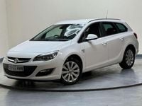 Used Vauxhall Astra Elite 2015 White Estate