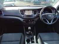 Used Hyundai Tucson SE 132 HP (97 kW) 2016 Grey SUV