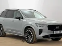 Usado Volvo XC90 Ultra 247 HP (181 kW) 2025 Cinzento SUV
