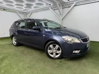 Używany Kia Ceed 2012 Niebieski Hatchback