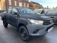 Used Toyota HiLux Active 150 HP (110 kW) 2017 Black Pickup