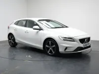 Used Volvo V40 R-Design 152 HP (111 kW) 2016 White Hatchback