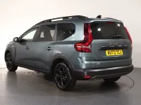 Used Dacia Jogger Extreme 141 HP (103 kW) 2023 Green MPV