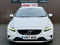 Used Volvo V40 R-Design 150 HP (110 kW) 2019 Hatchback