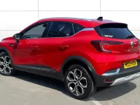 Used Renault Captur Techno 143 HP (105 kW) 2023 Red SUV