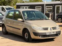 Used Renault Mégane Expression 2006 Gold MPV
