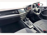 Usado Audi A1 Sport 108 HP (79 kW) 2022 Vermelho SUV