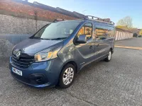 Usado Renault Trafic 2017 Azul Monovolume