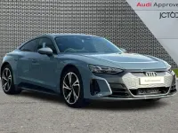 Second-hand Audi e-tron GT quattro Comfort 384 kW (523 CP) 2023 Gri Berlinǎ