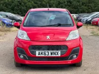 Used Peugeot 107 Active 68 HP (50 kW) 2014 Red Hatchback