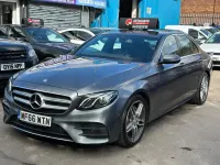 Begagnad Mercedes E220 AMG line 2016 Grå Sedan