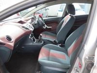 Used Ford Fiesta Zetec 96 HP (70 kW) 2011 Silver Hatchback