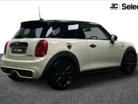 Used Mini Cooper S 188 HP (138 kW) 2016 White Hatchback