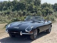 Used Jaguar E-Type 269 HP (197 kW) 1965 Black Cabriolet