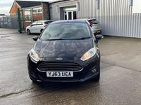 Used Ford Fiesta Zetec 75 HP (55 kW) 2013 Black Hatchback