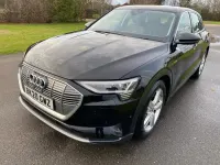 Begagnad Audi e-tron Advanced 230 kW (313 HK) 2020 Svart SUV