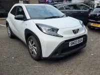 Used Toyota Aygo X PURE 72 HP (52 kW) 2022 White SUV
