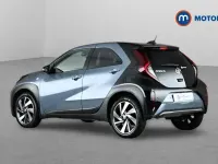 Used Toyota Aygo X 72 HP (52 kW) 2024 Grey SUV