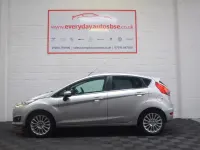 Used Ford Fiesta Titanium 75 HP (55 kW) 2013 Silver Hatchback