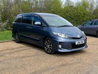 Begagnad Toyota Estima 2016 Grå Minibuss