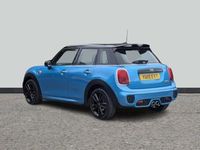 Begagnad Mini Cooper S Hatch 189 HK (139 kW) 2019 Blå Halvkombi