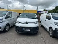 Used Citroën Dispatch 100 HP (73 kW) 2019 White MPV