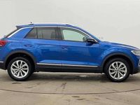 Usado VW T-Roc Style 150 HP (110 kW) 2025 Azul SUV