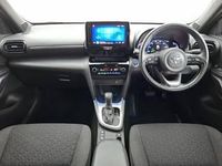 Used Toyota Yaris Hybrid Design 116 HP (85 kW) 2023 White Estate