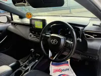 Used Toyota Corolla 2019 White Hatchback