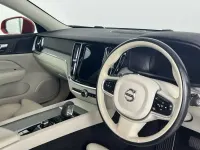 Used Volvo V60 CC 247 HP (181 kW) 2022 Red Estate